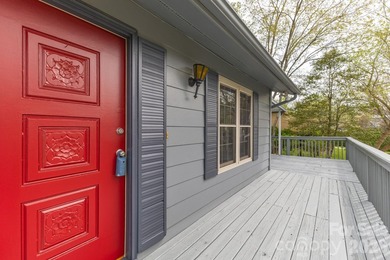 Outstanding location in North Asheville near lovely Beaver Lake - photo 27