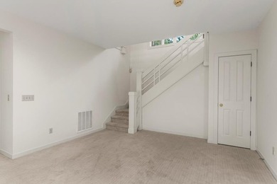 Designed and built by renowned Columbus builder Hal Averett - photo 35