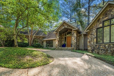 Designed and built by renowned Columbus builder Hal Averett - photo 44
