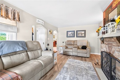 Spacious 3 Bedroom on Fabulous Corner Lot offering exceptional - photo 7