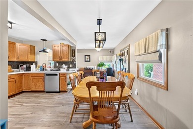 Spacious 3 Bedroom on Fabulous Corner Lot offering exceptional - photo 10
