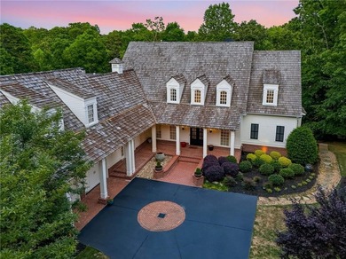 Welcome to The Crabapple Cottage, a dreamy craftsman estate - photo 8