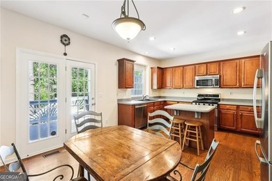 This beautiful home located on a cul-de-sac backs up to a - photo 21