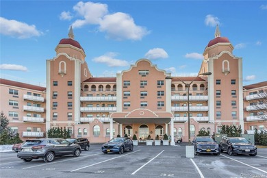 Absolutely Diamond Condition 1 Bedroom, 1 Bath Condo w/ Parking