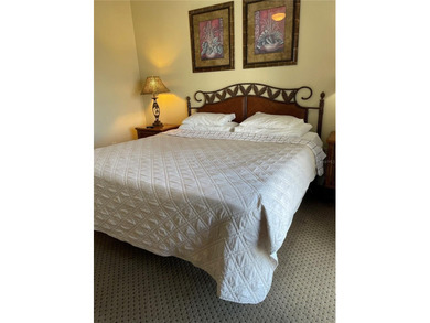 Great opportunity to own a stunning high-floor corner unit with