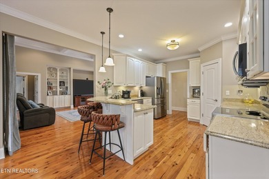 We are pleased to present a unique opportunity to view 430 Oak - photo 18