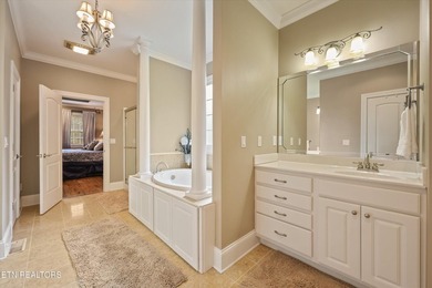 We are pleased to present a unique opportunity to view 430 Oak - photo 25