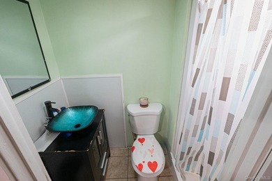Charming and cozy starter home with very low taxes! This lovely - photo 25