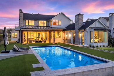 Cedar Creek Lake Home For Sale in Malakoff Texas