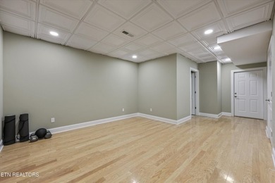 We are pleased to present a unique opportunity to view 430 Oak - photo 35