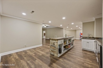 We are pleased to present a unique opportunity to view 430 Oak - photo 36