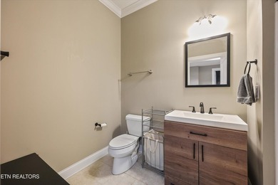 We are pleased to present a unique opportunity to view 430 Oak - photo 37