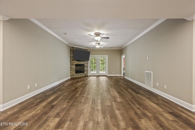 We are pleased to present a unique opportunity to view 430 Oak - photo 40