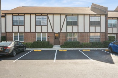 Lake Condo For Sale in Orlando, Florida