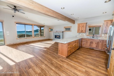 Welcome to 'Grandview 'Jumbo' Condos', a fusion of luxury and - photo 8