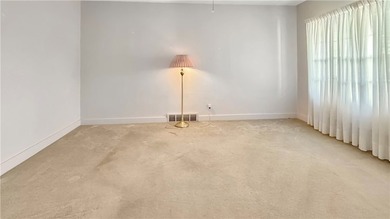 Welcome to 1894 Bryndale Ave, a well-maintained home in Moon - photo 4