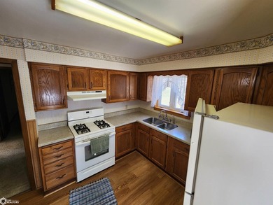 Welcome to this inviting 3-bedroom home featuring a spacious