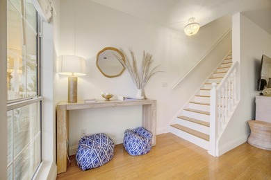 Welcome to the Legends on 30A, a refined coastal retreat where - photo 15