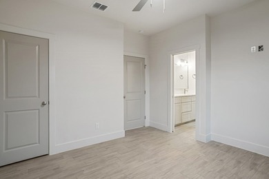 NEW PRICE + $7,500 for closing cost concessions!! Built by - photo 19