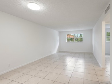 ATTENTION INVESTORS! FANTASTIC OPPORTUNITY, RENT RIGHT - photo 6