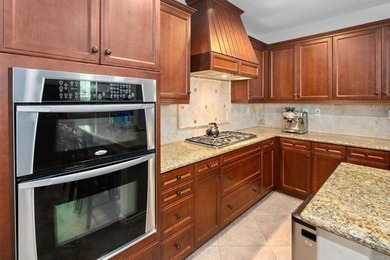 Welcome to 15776 Paseo Del Sur, a beautifully maintained - photo 12