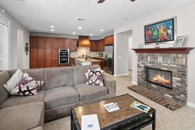 Welcome to 15776 Paseo Del Sur, a beautifully maintained - photo 14
