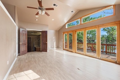 Priced below PRAD, this waterfront Lake Tanglewood home offers - photo 5