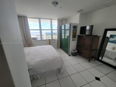 OCEANFRONT FURNISHED  PENTHOUSE: 5601 Collins Ave, very secure