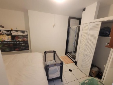 OCEANFRONT FURNISHED  PENTHOUSE: 5601 Collins Ave, very secure