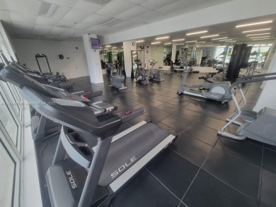 OCEANFRONT FURNISHED  PENTHOUSE: 5601 Collins Ave, very secure