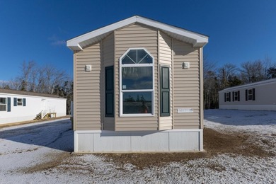 China Lake Home For Sale in Hancock Maine