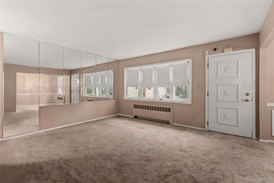 Welcome to this charming and spacious 3-bedroom 2-bathroom - photo 2