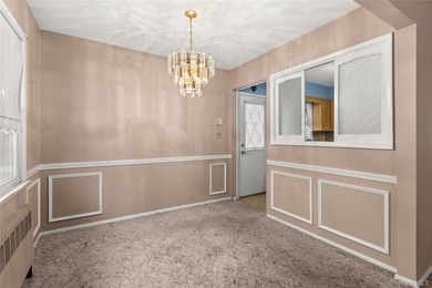 Welcome to this charming and spacious 3-bedroom 2-bathroom - photo 6