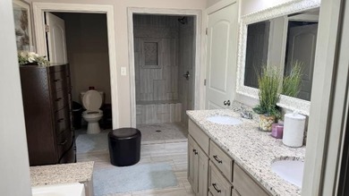 This six year old home is ready for its new owners. A Beautiful - photo 16