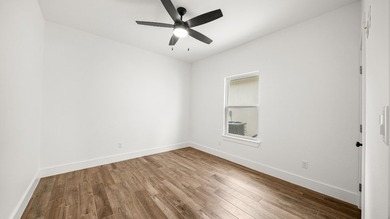 NEW PRICE + $7,500 for closing cost concessions!! Built by - photo 17