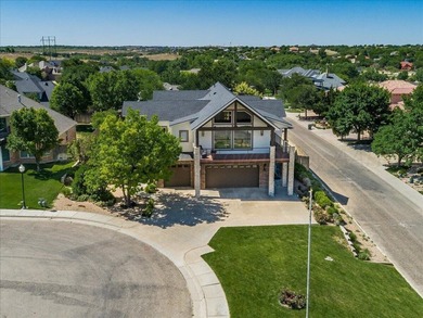 Every day feels like vacation at this stunning home! Motivated - photo 2