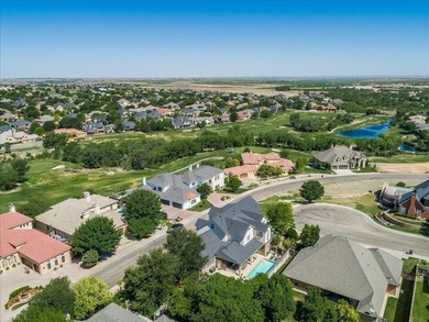 Every day feels like vacation at this stunning home! Motivated - photo 3