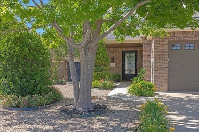 Every day feels like vacation at this stunning home! Motivated - photo 4