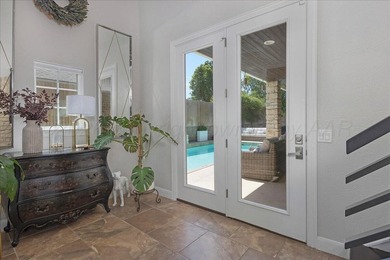 Every day feels like vacation at this stunning home! Motivated - photo 8