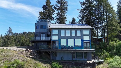 Commanding one of the most breathtaking settings in North Idaho - photo 2