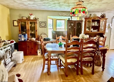 Country living at its best! This two-story home just needs a - photo 6