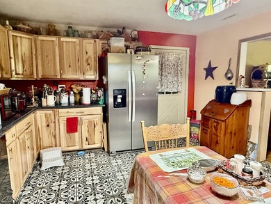 Country living at its best! This two-story home just needs a - photo 9