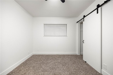 A new opportunity has arisen in Lynwood Place. This property has - photo 15