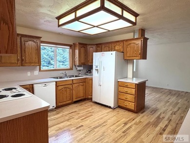 LOCATION LOCATION with water views!!!! This beautifully designed - photo 16
