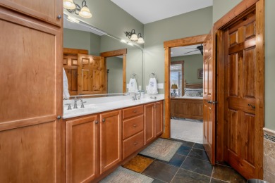 Checks all the boxes well cared for pristine home on a very - photo 20