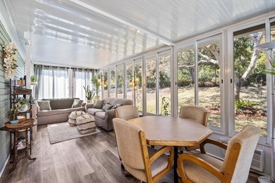 WOW! HUGE PRICE REDUCTION!! Tucked away in a corner on a - photo 2