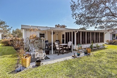 WOW! HUGE PRICE REDUCTION!! Tucked away in a corner on a - photo 5