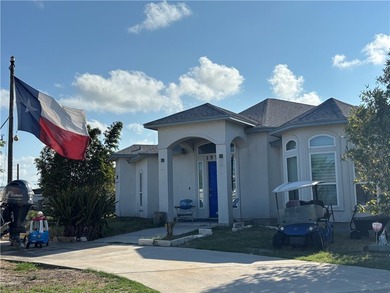 REDUCED to SELL! This spacious four-bedroom, three-bath home is - photo 1