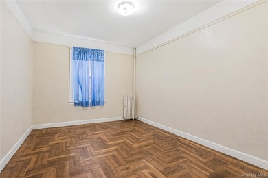 3 Family home in R7 Zoning. Great opportunity to develop this - photo 10
