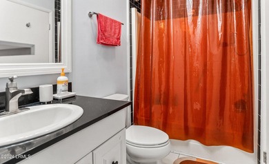 Charming Mossy Oaks home ready for new owners! If you want an - photo 18